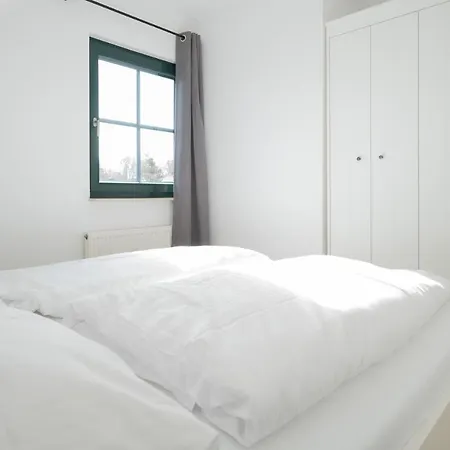 Lee Ost 2 3 Apartment